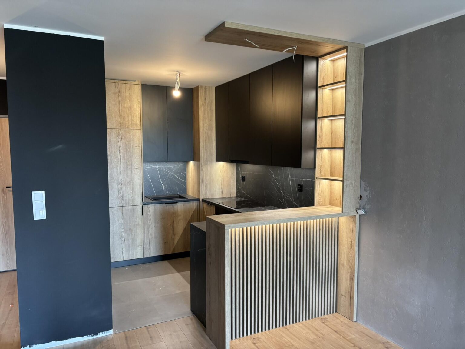 Szafy na wymiar do salonu Kraków