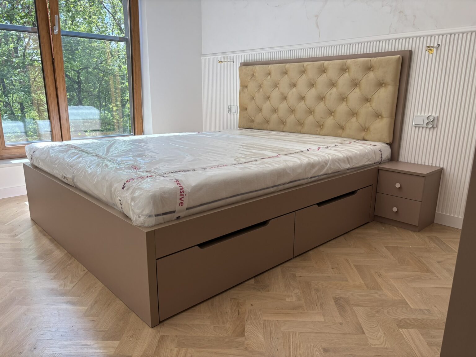 Meble skrzyniowe na wymiar