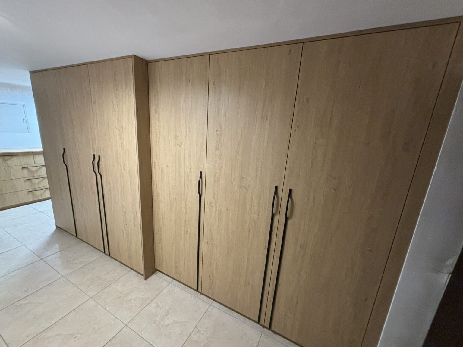 Szafa na wymiar od stolarza Kraków